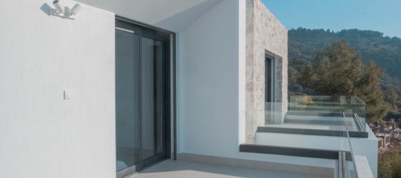 Villa 4+1 in Oludeniz, Turkey No. 5389 5