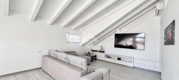 2 bedrooms Apartment in Seregno, Italy No. 298396 17