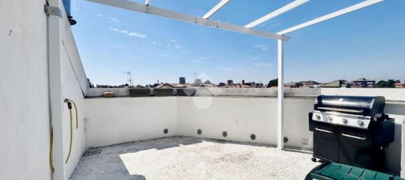 2 bedrooms Apartment in Seregno, Italy No. 298396 6