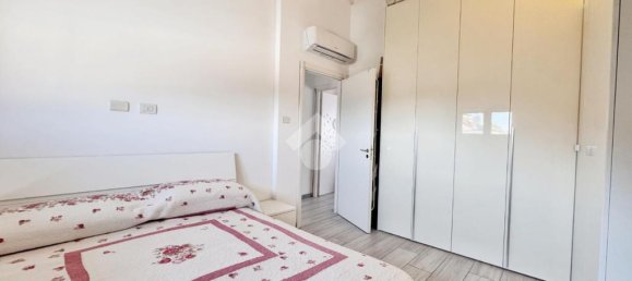 2 bedrooms Apartment in Seregno, Italy No. 298396 5