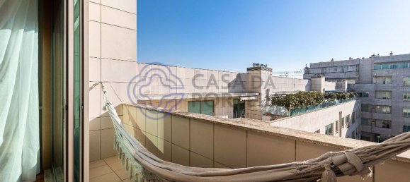 4 bedrooms Apartment in Espinho, Portugal No. 90870 9