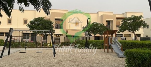 3 Schlafzimmer Stadthaus in Town Square, UAE, Nr. 13949 2