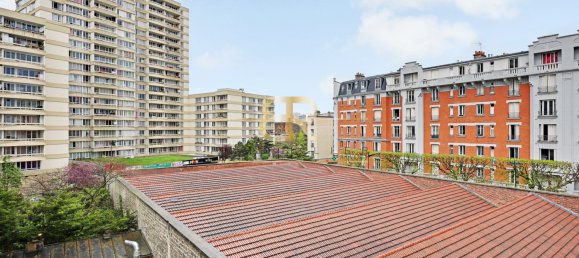 2 bedrooms Apartment in Aubervilliers, France No. 184839 12