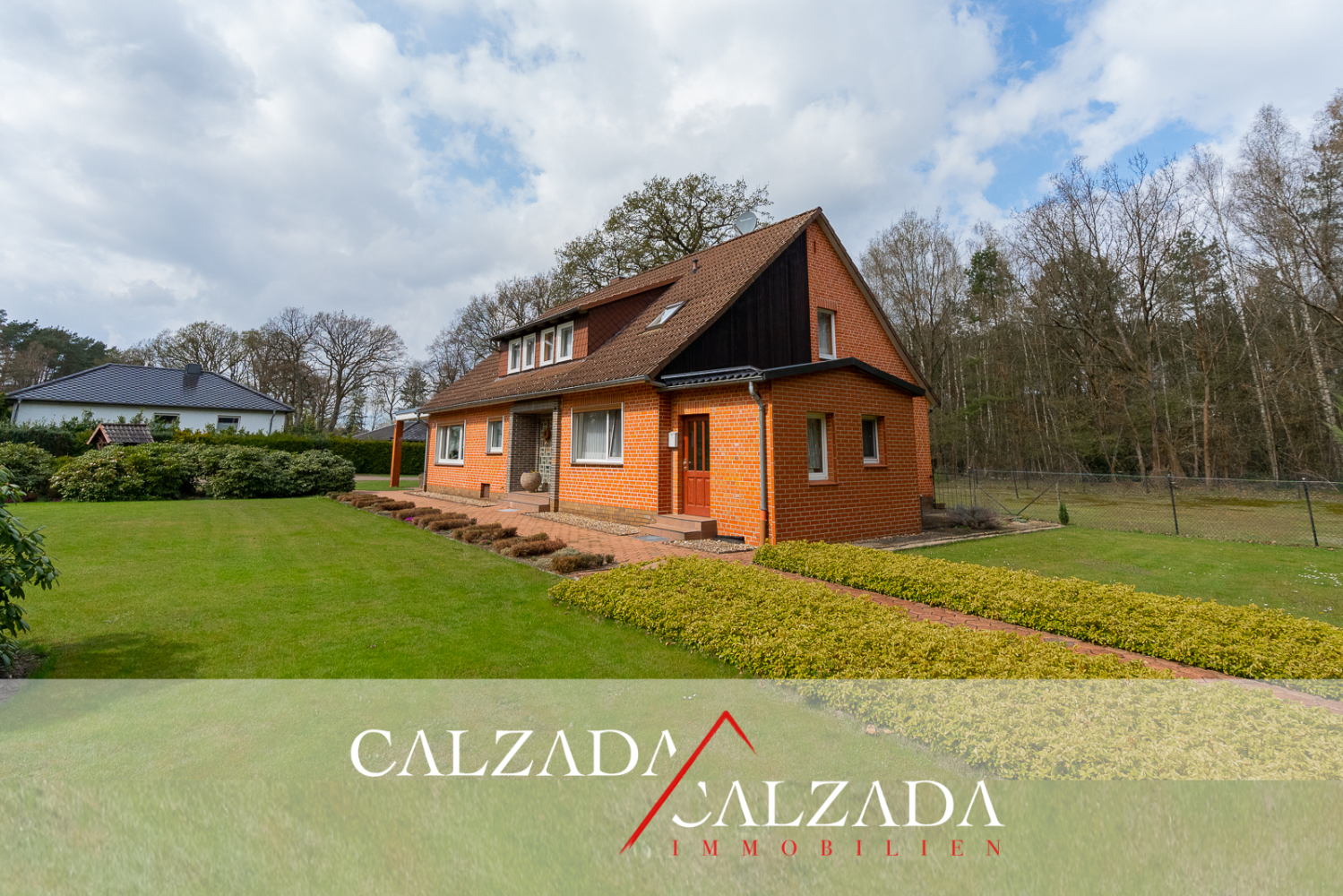 5 bedrooms Townhouse in Celle, Germany No. 159678