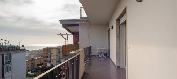 7 rooms Penthouse in Naples, Italy No. 18699 27