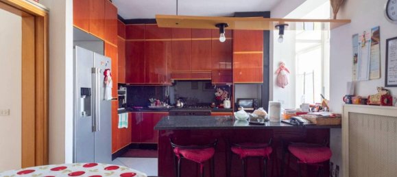 7 rooms Penthouse in Naples, Italy No. 18699 3