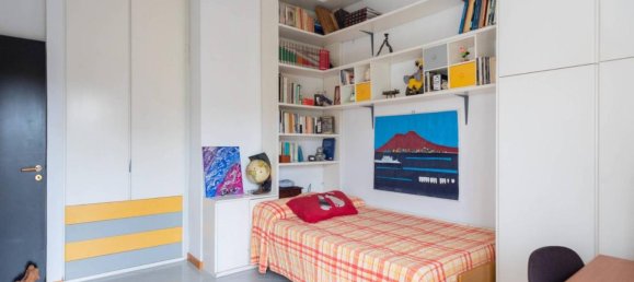 7 rooms Penthouse in Naples, Italy No. 18699 37