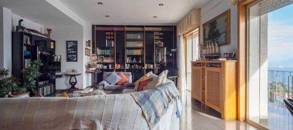 7 rooms Penthouse in Naples, Italy No. 18699 23