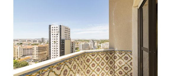 4 bedrooms Apartment in Lisbon, Portugal No. 145216 15