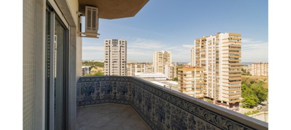 4 bedrooms Apartment in Lisbon, Portugal No. 145216 19