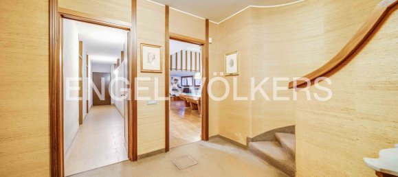 15 rooms Villa in Varese, Italy No. 132366 32