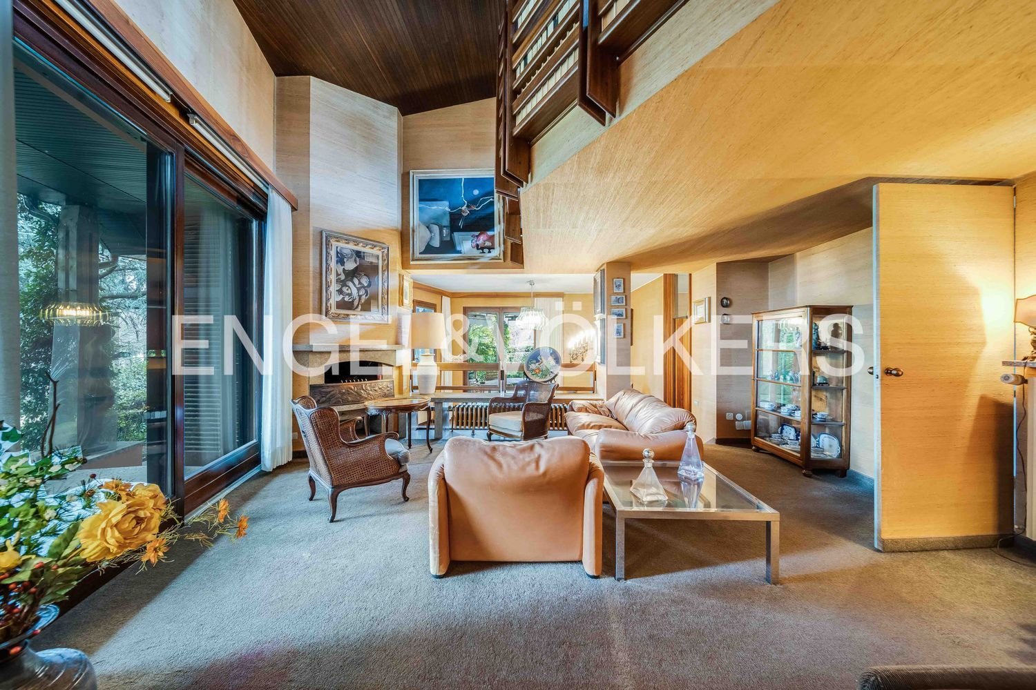 15 rooms Villa in Varese, Italy No. 132366