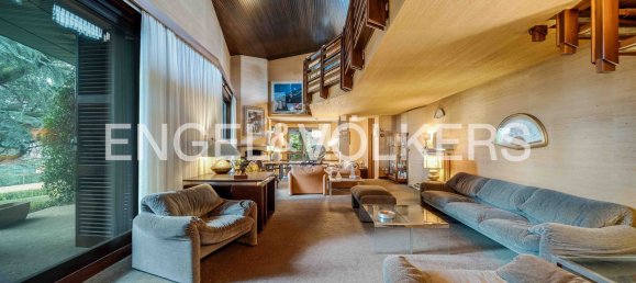 15 rooms Villa in Varese, Italy No. 132366 4