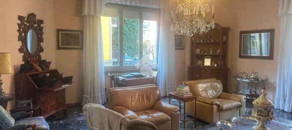 5 rooms Apartment in Parma, Italy No. 161939 17
