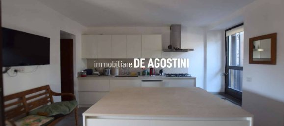 4 bedrooms House in Paruzzaro, Italy No. 371816 5