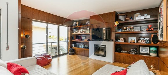 5 bedrooms Apartment in Lisbon, Portugal No. 75389 4