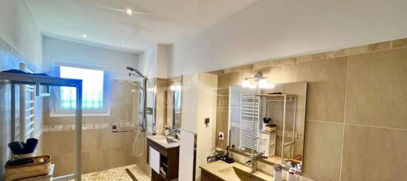 3 bedrooms House in Prunelli-di-Fiumorbo, France No. 80028 4