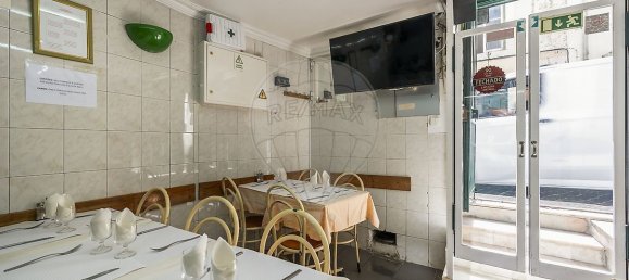 Gewerbliche Immobilie in Lisbon, Portugal 57m², Nr. 291190 3