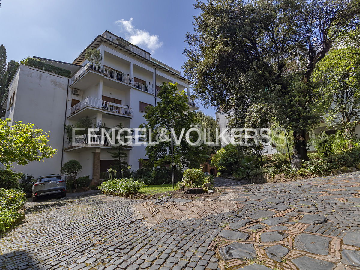 3 bedrooms Penthouse in Rome, Italy No. 263276