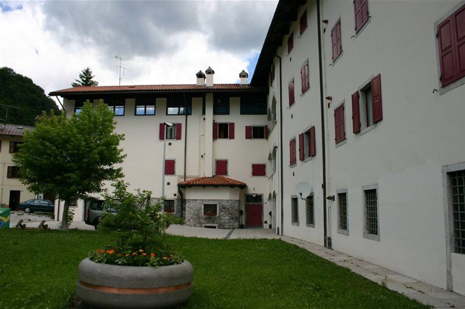 7-salle Appartement à Udine, Italy No. 297199