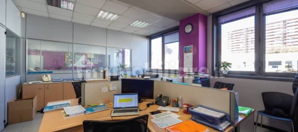 700m² Warehouse in Turin, Italy No. 53927 26