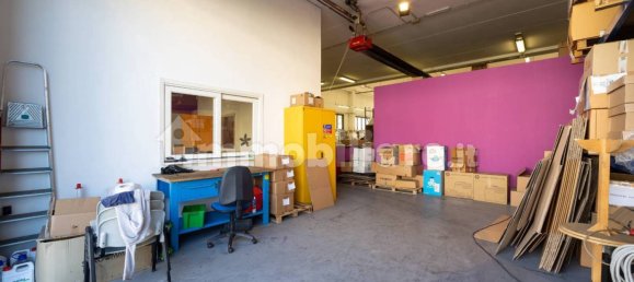 700m² Warehouse in Turin, Italy No. 53927 5