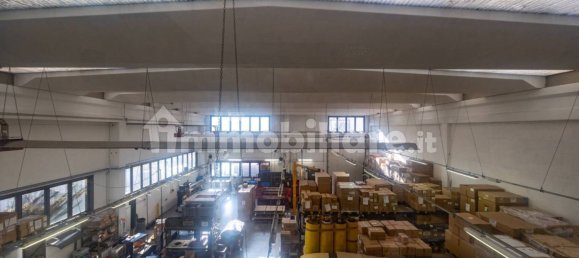 700m² Warehouse in Turin, Italy No. 53927 37