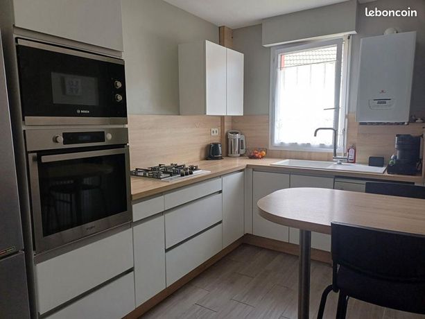 2 bedrooms House in Noyon, France No. 304088