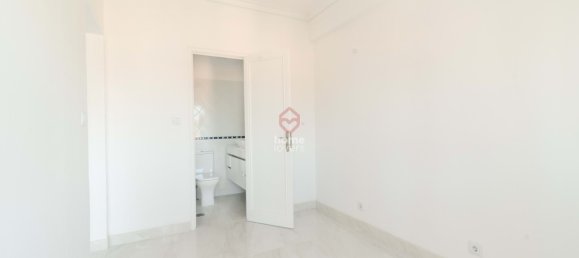 3 bedrooms Apartment in Cascais, Portugal No. 66838 8