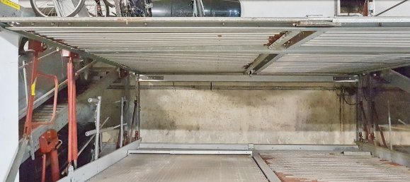  Parking in Munich, Germany No. 139015 2