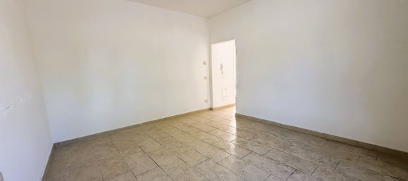 4 rooms House in Prato, Italy No. 286188 8