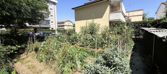 4 rooms House in Prato, Italy No. 286188 30