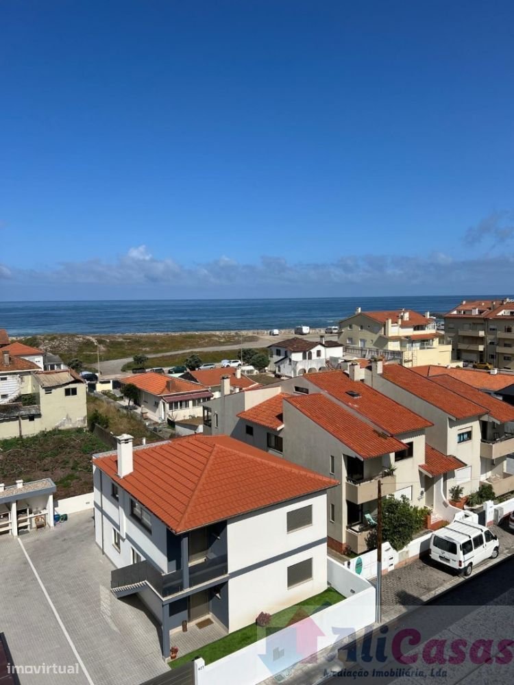 3 bedrooms Duplex in Esmoriz, Portugal No. 276528