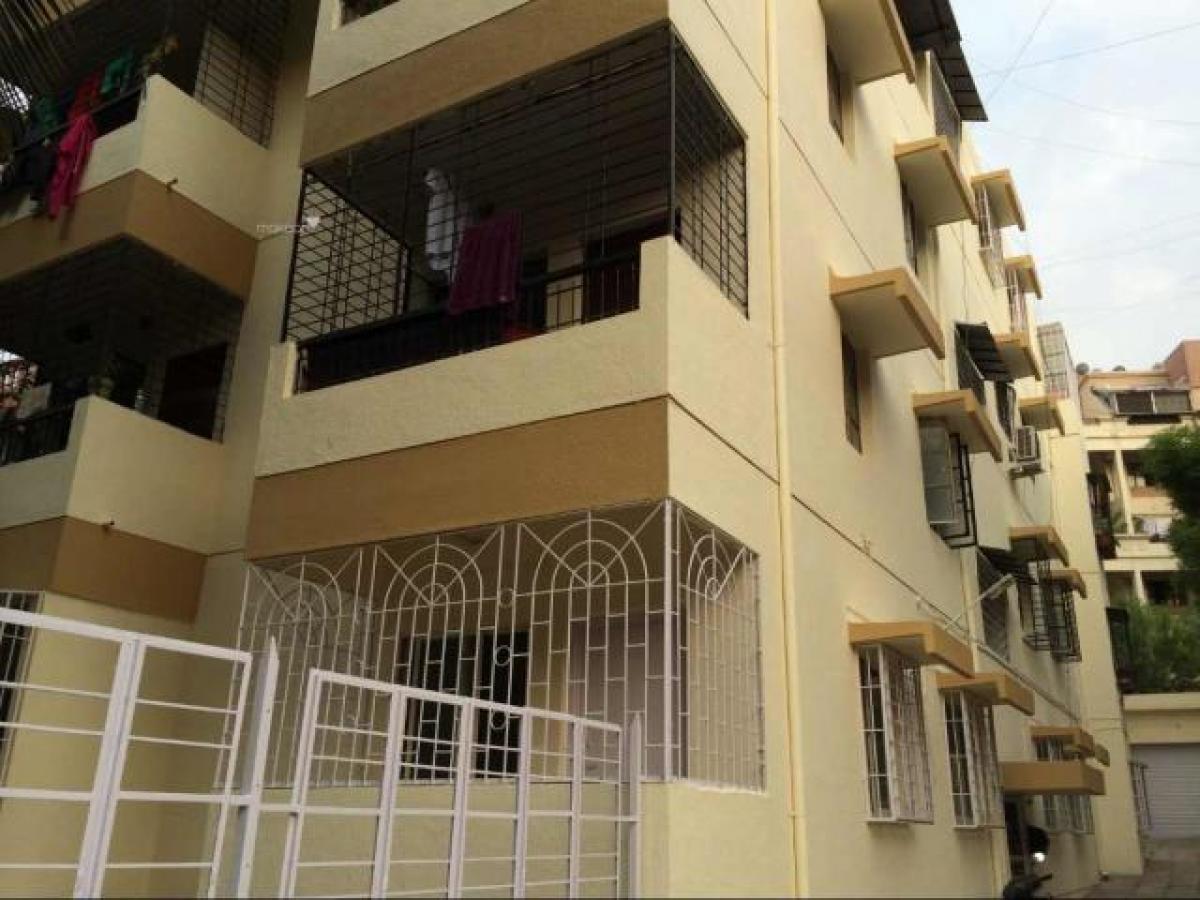 3 bedrooms House in Pune, India No. 42409