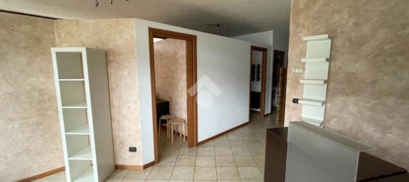 Propiedad comercial de 3 habitaciónes en Pescate, Italy No. 66194 11
