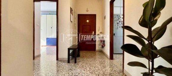 3 bedrooms Apartment in Reggio Emilia, Italy No. 358288 5