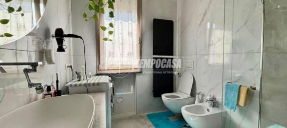 3 bedrooms Apartment in Reggio Emilia, Italy No. 358288 10