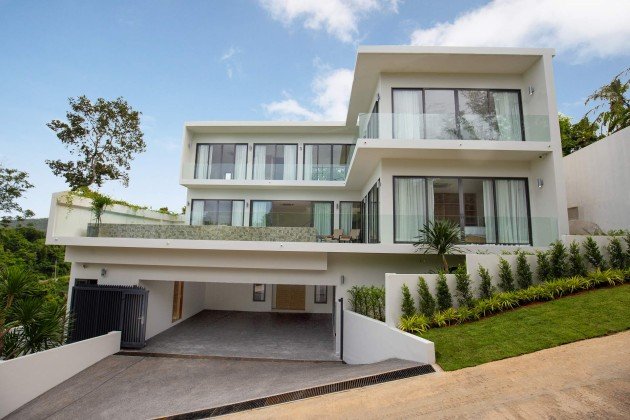 4 bedrooms Villa in Phuket, Thailand No. 12524