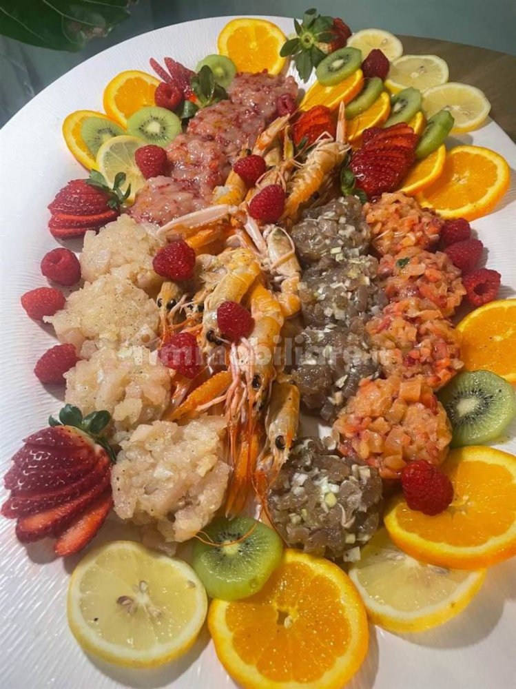 4-salle Propriété commerciale à Florence, Italy No. 273872