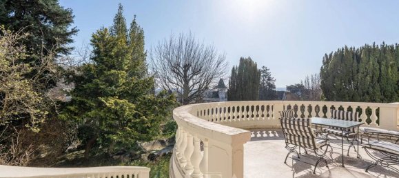 5 bedrooms Villa in Saint-Cloud, France No. 129392 5