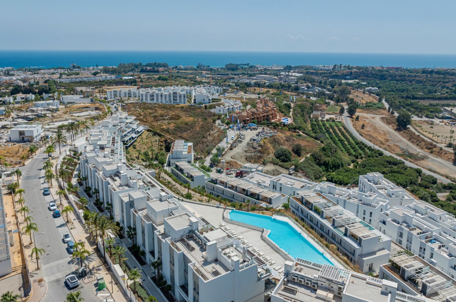 3 bedrooms Townhouse in Estepona, Spain No. 81681