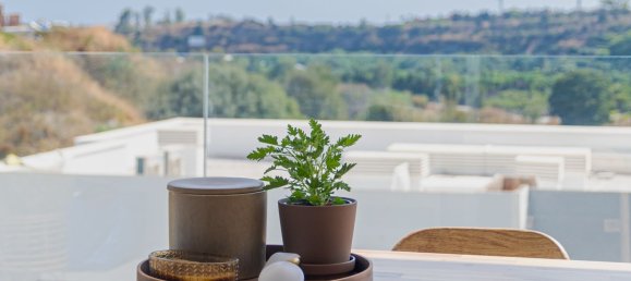 3 bedrooms Townhouse in Estepona, Spain No. 81681 6