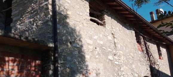 6 rooms House in Cerano d'Intelvi, Italy No. 128231 4