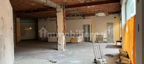 3 rooms Commercial property in Reggio Emilia, Italy No. 149159 17