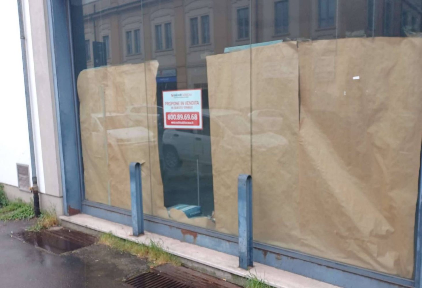 3 rooms Commercial property in Reggio Emilia, Italy No. 149159