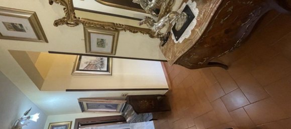 5 bedrooms Apartment in Rome, Italy No. 335176 18