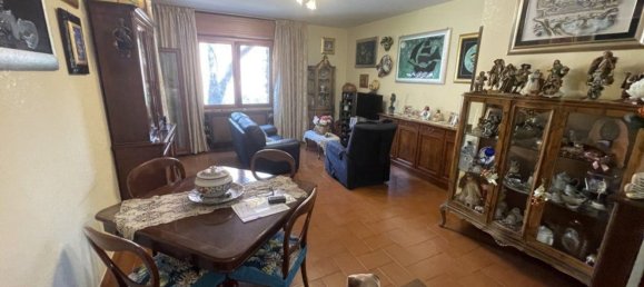 5 bedrooms Apartment in Rome, Italy No. 335176 8