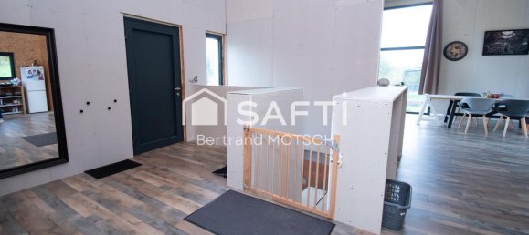 3 bedrooms House in Saint-Pancre, France No. 155835 5