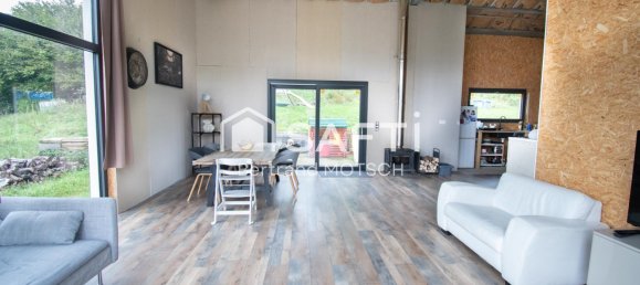 3 bedrooms House in Saint-Pancre, France No. 155835 3