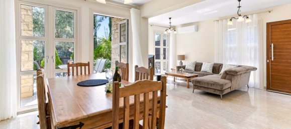 3 dormitorios villa en venta en Paphos, Cyprus № 19015 4